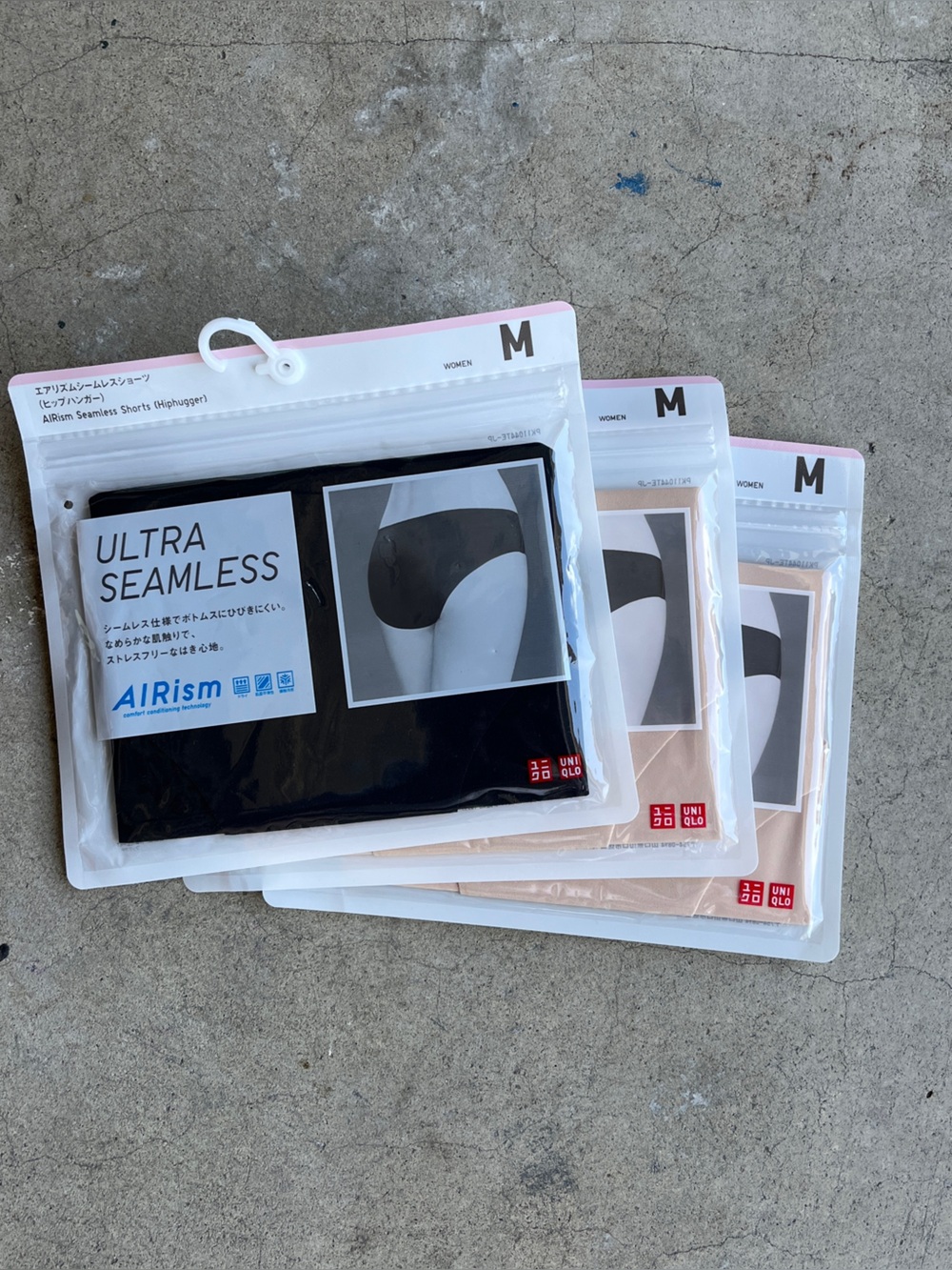 Uniqlo AIRism Ultra Seamless Shorts (Hiphugger) - Black & Nude, Pack of 3